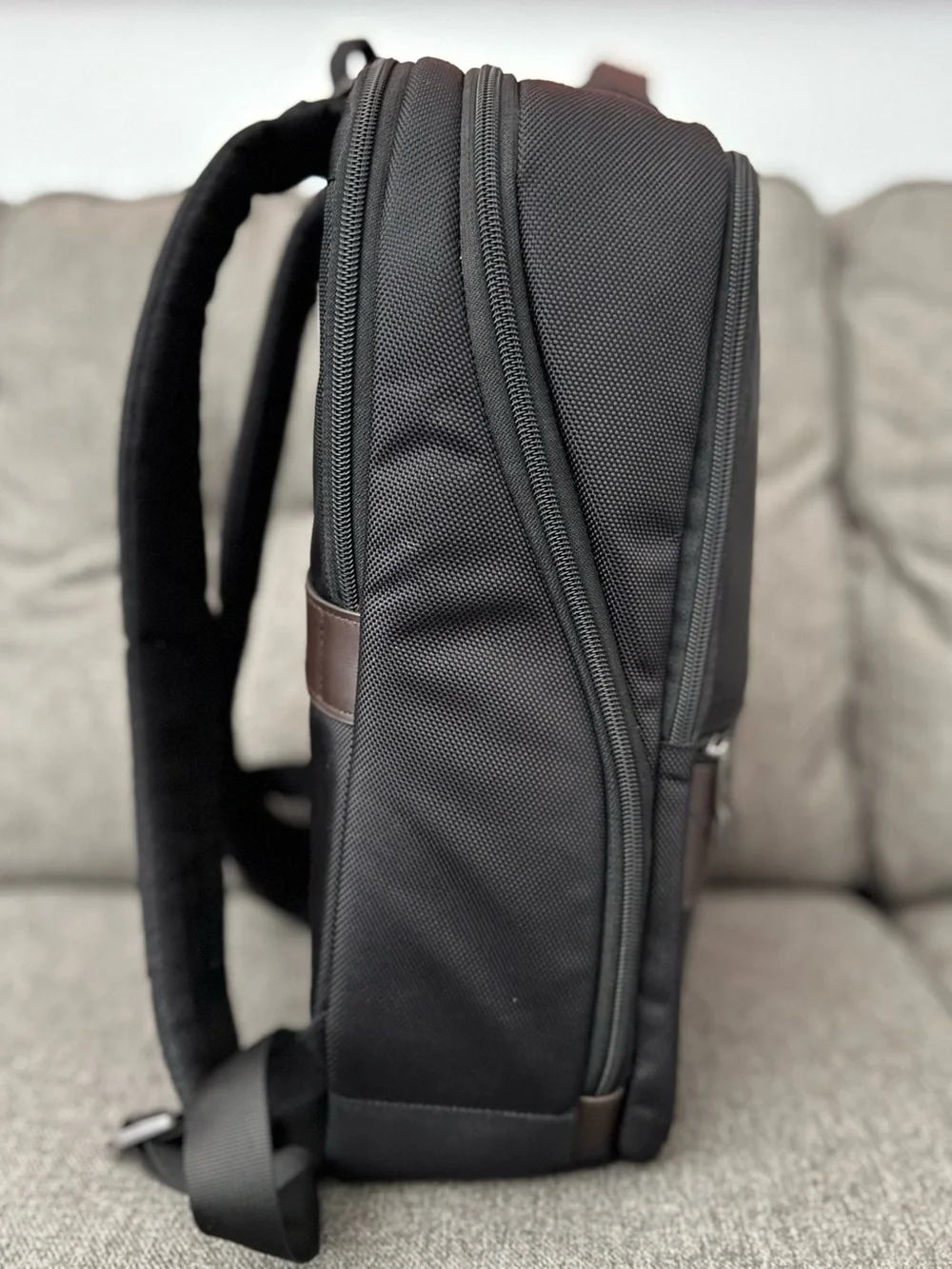 Samsonite Black and Brown Men's Travel Backpack